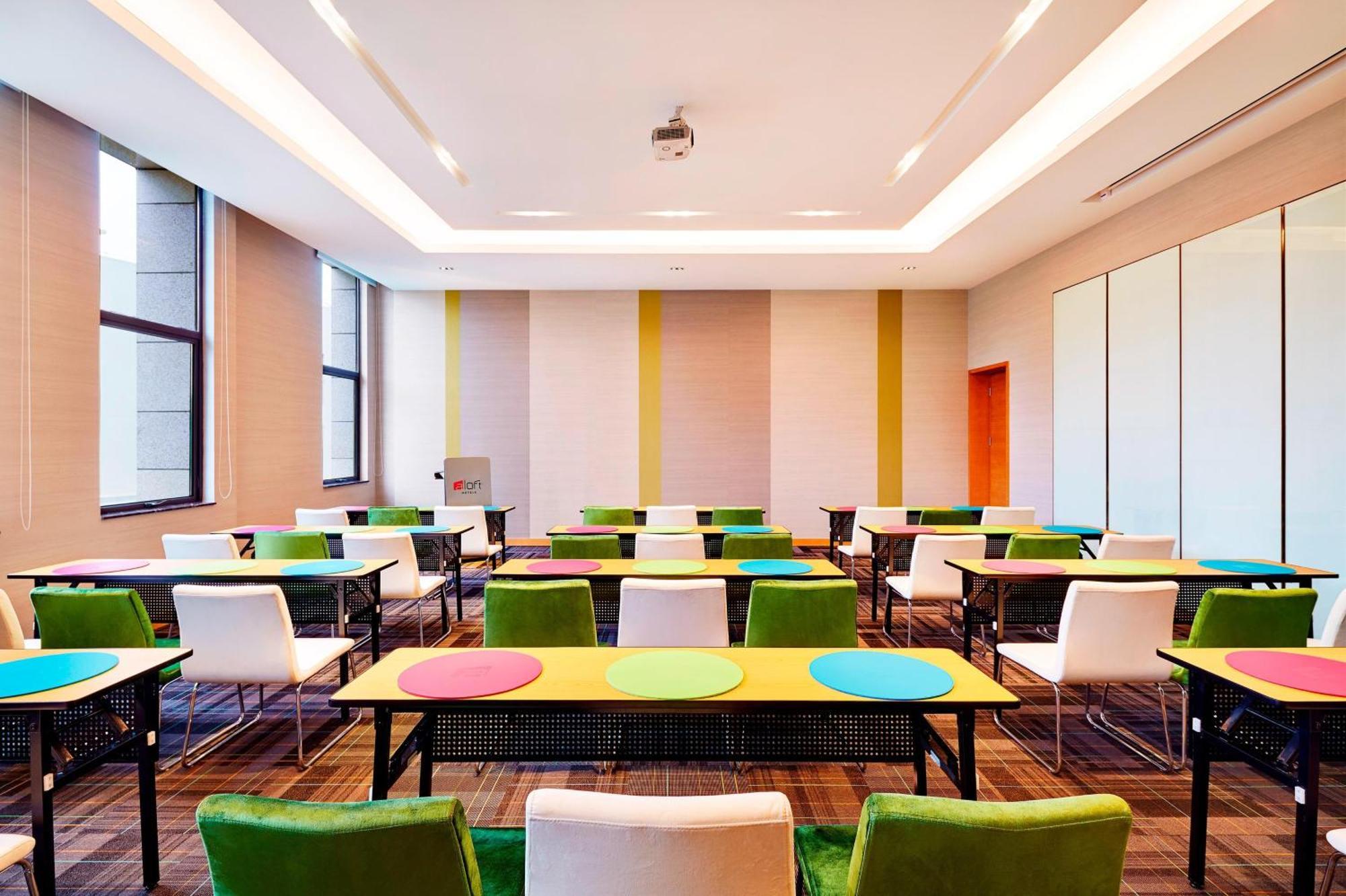 Hotel Aloft Dynamic Town Shenzhen Esterno foto