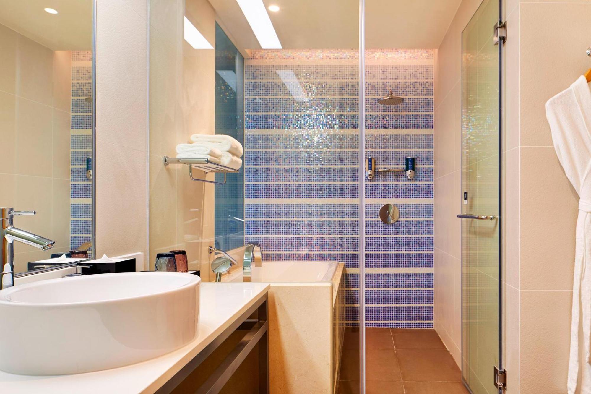 Hotel Aloft Dynamic Town Shenzhen Esterno foto